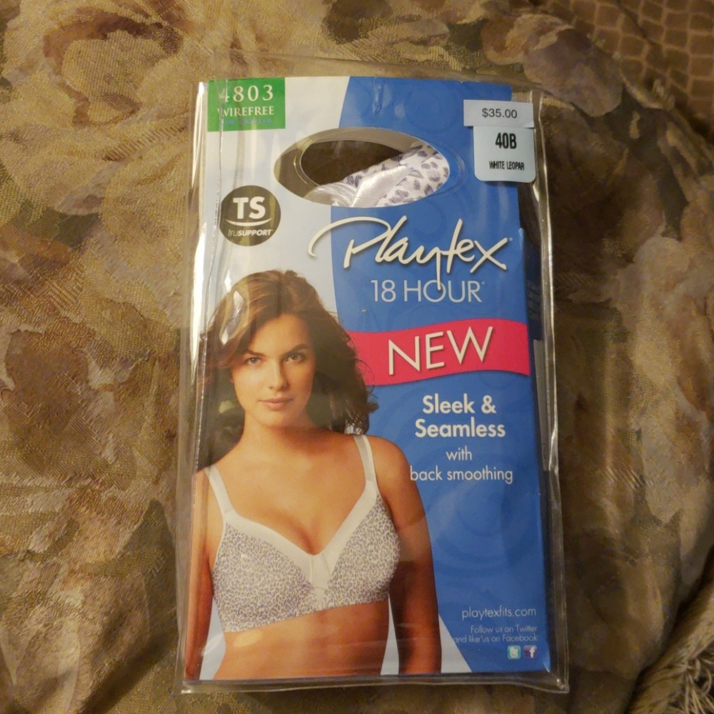 Playtex 18 hour  40B  White Leopard